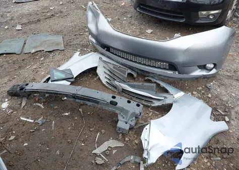 2017 Toyota Sienna Xle 8 Passenger from USA, damaged, VIN 5TDYZ3DC2HS890802